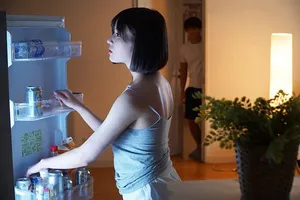 Chị bà xã cãi nhau với ông xã đến nhà gấu ở rồi địt luôn gã chồng em gái